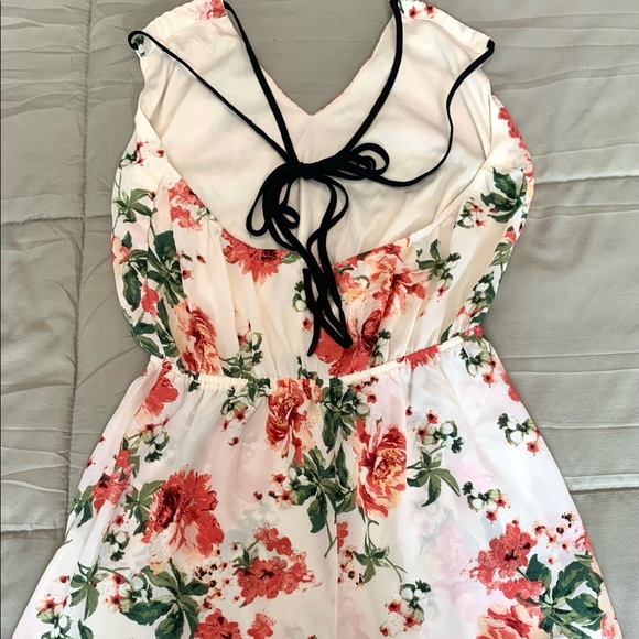 Love Tree white/pink floral romper, halter top, size S - Picture 2 of 4